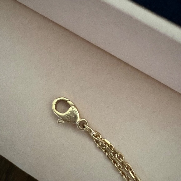 Louis Vuitton Empreinte Chain Bracelet, 18kYellow Gold - Picture 8 of 9